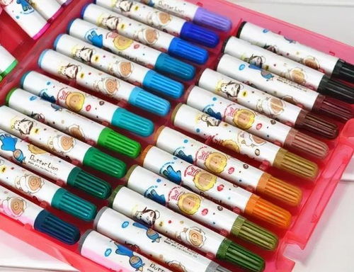 學生時代的經典文具與化妝品 用過三個證明青春已逝